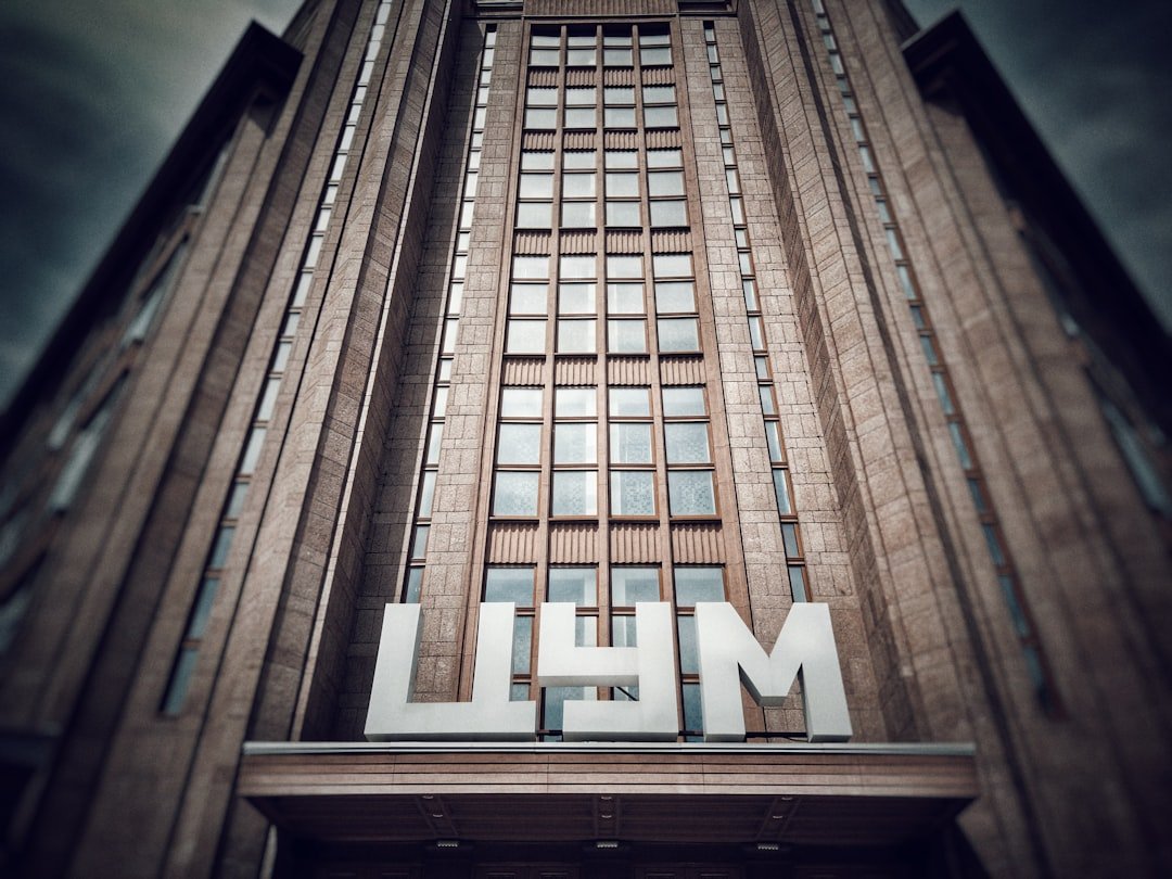 A Practical Guide to LLM Observability: Building a Full Pipeline with Langfuse